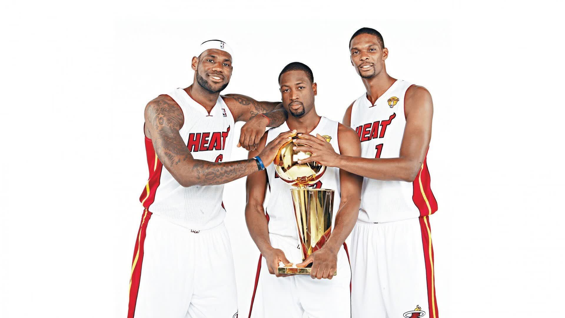 开云-旧王未退，新神已至？当西亚卡姆的势不可挡撞上C9的极限挑战